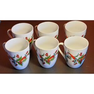 The Brylane Home Christmas Cup/Mug 6 Piece Set. Holly &‎ berries